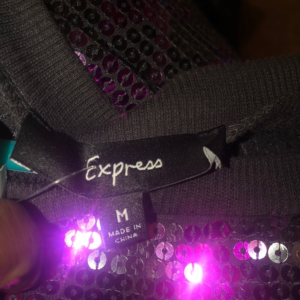 EXPRESS SWEATER - Picture 3 of 4